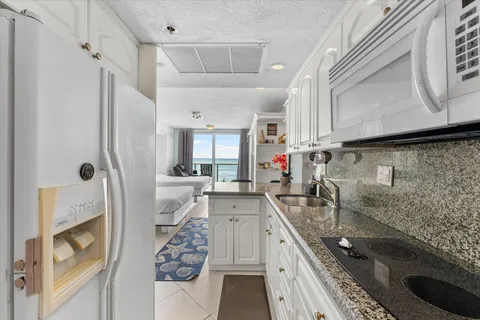 $145,000 | 19201 Collins Avenue, Unit 114, Sunny Isles Beach, FL 33160