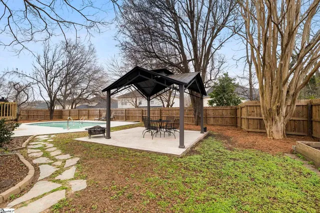 $325,000 | 100 Tearose Lane, Simpsonville, SC 29681