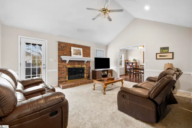 $325,000 | 100 Tearose Lane, Simpsonville, SC 29681