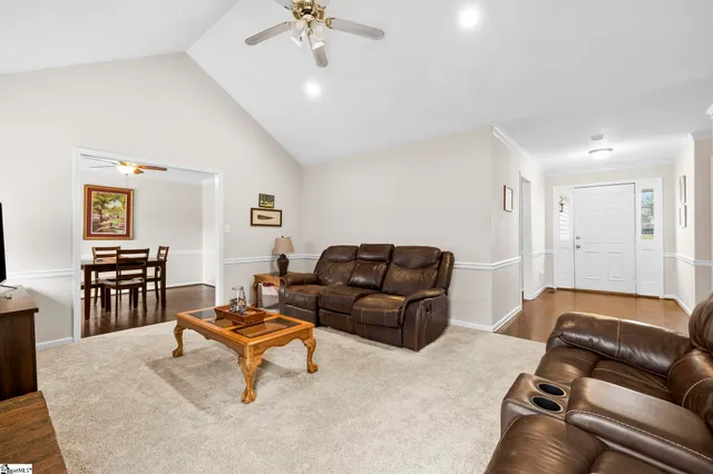 $325,000 | 100 Tearose Lane, Simpsonville, SC 29681