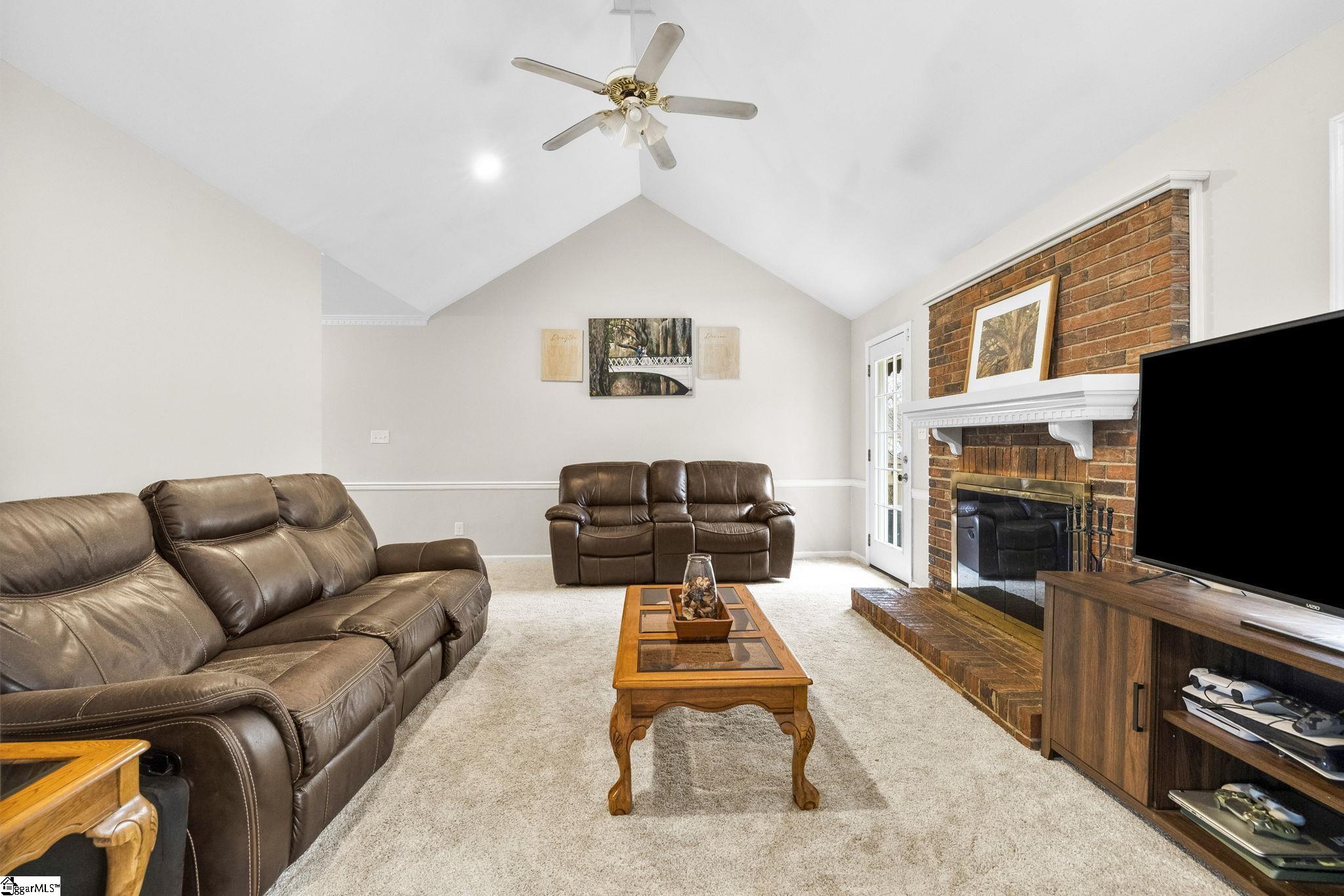 100 Tearose Lane Simpsonville, SC 29681 - Photo 9 of 41