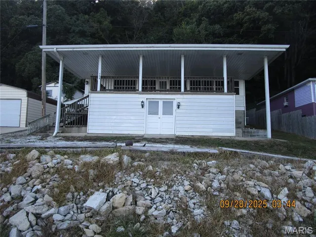 $107,000 | 754 Broadway, Kampsville, IL 62053