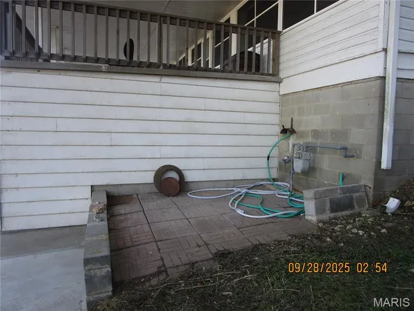 $106,500 | 754 Broadway, Kampsville, IL 62053