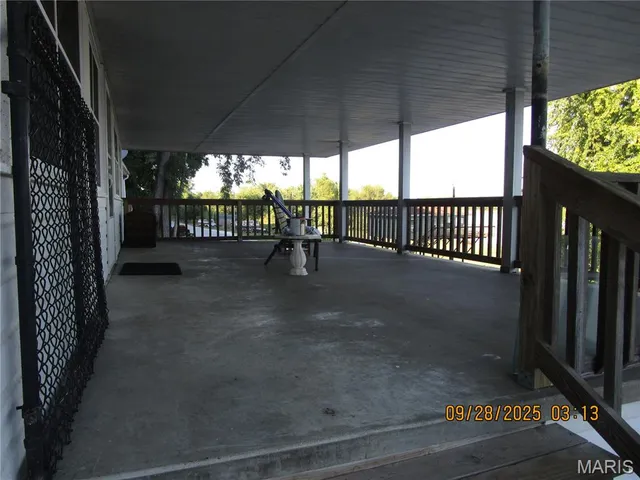 $107,000 | 754 Broadway, Kampsville, IL 62053