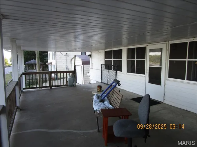 $107,000 | 754 Broadway, Kampsville, IL 62053