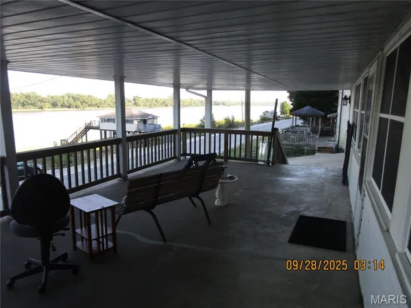 $106,500 | 754 Broadway, Kampsville, IL 62053