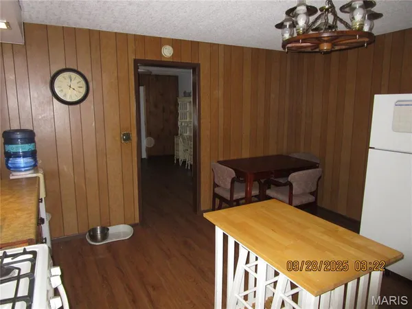 $106,500 | 754 Broadway, Kampsville, IL 62053