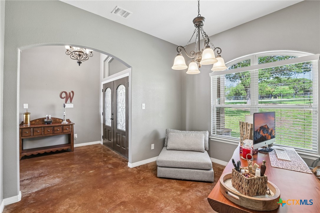 4747 Water Works Road Belton, TX 76513 - Photo 9 of 40 Dining Area