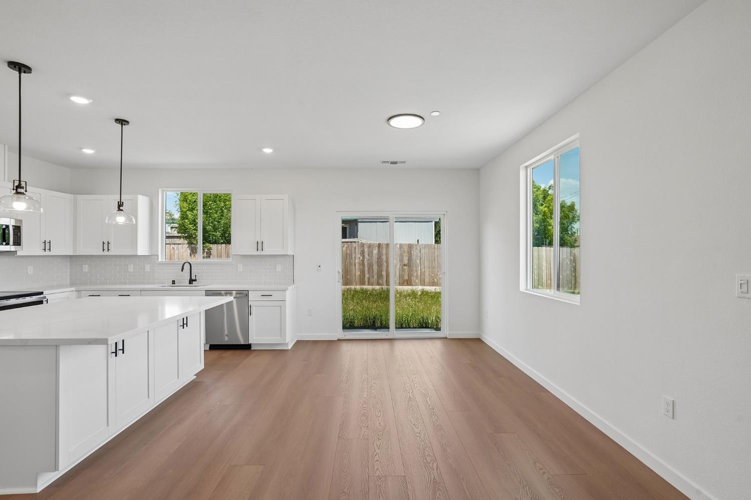 1639 Hansen Ranch Road Olivehurst, CA 95961 - Photo 12 of 48