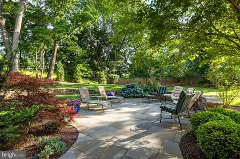 $2,250,000 | 640 Narcisi Lane, Wayne, PA 19087