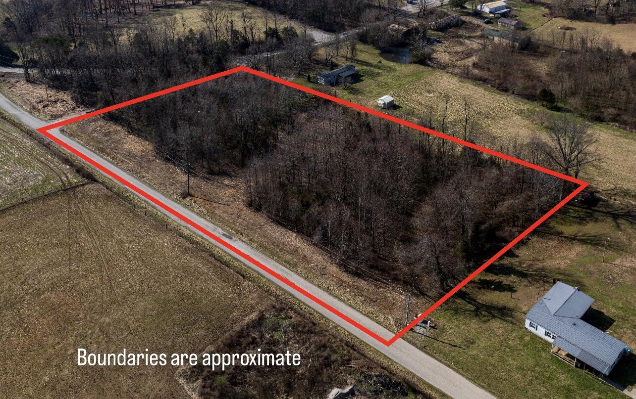 85 Buncombe-Wheeldon Road Science Hill, KY 42553 - Photo 2 of 16 DC93DED3-3D90-49FB-9663-C7297C1C1354