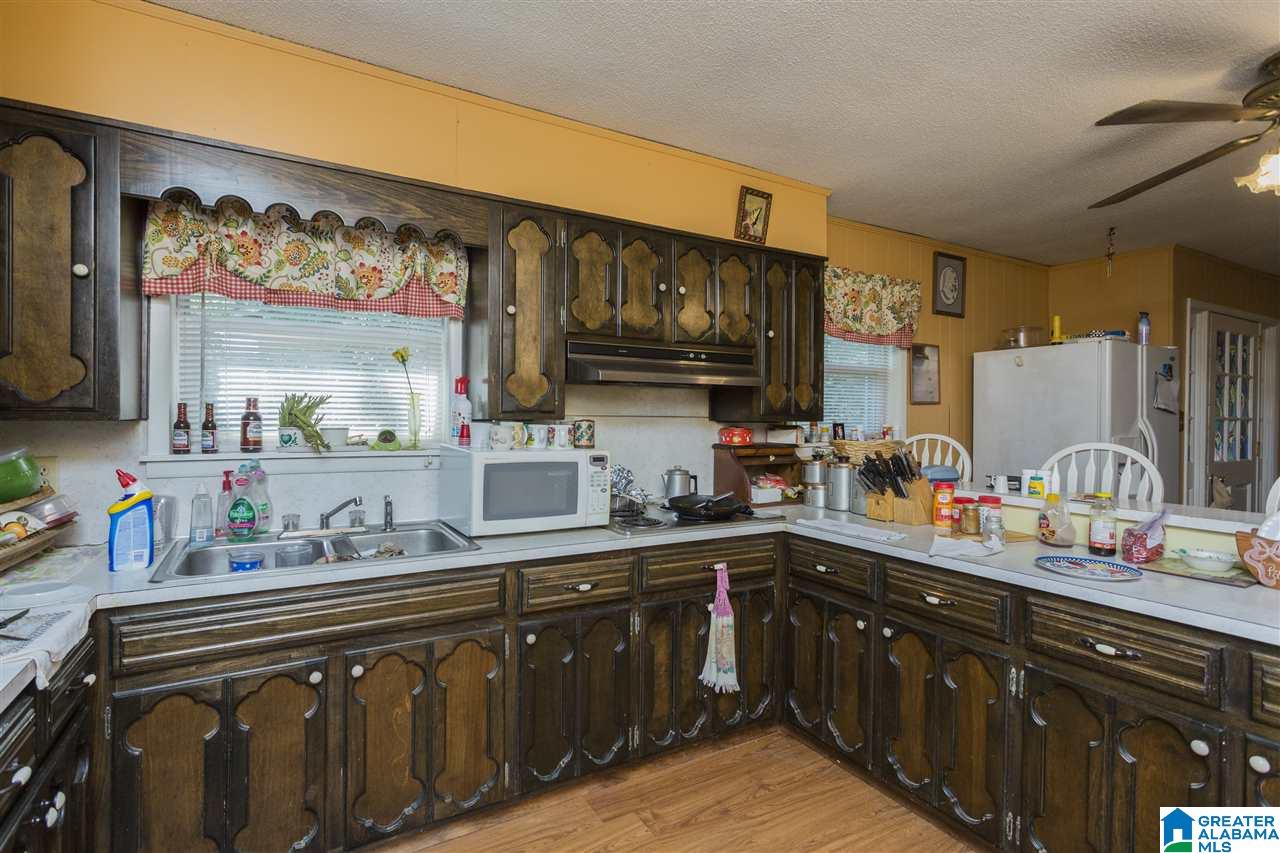 7657 Bluff Ridge Road Bessemer, AL 35022 - Photo 4 of 25