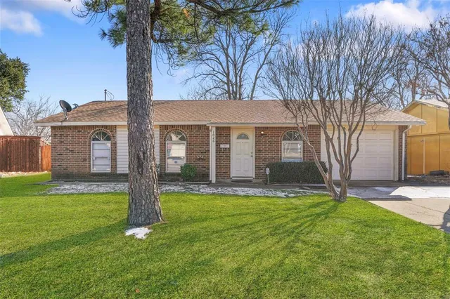 $1,950 | 1026 Elmwood Drive, Lewisville, TX 75067