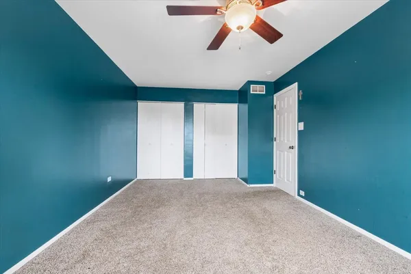 $291,000 | 9239 Hartwood Court, Orland Park, IL 60462