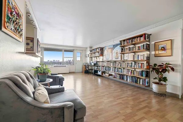 $525,000 | 1020 Grand Concourse, Unit 22N | Concourse Village