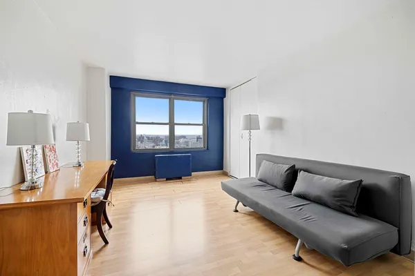 $525,000 | 1020 Grand Concourse, Unit 22N | Concourse Village