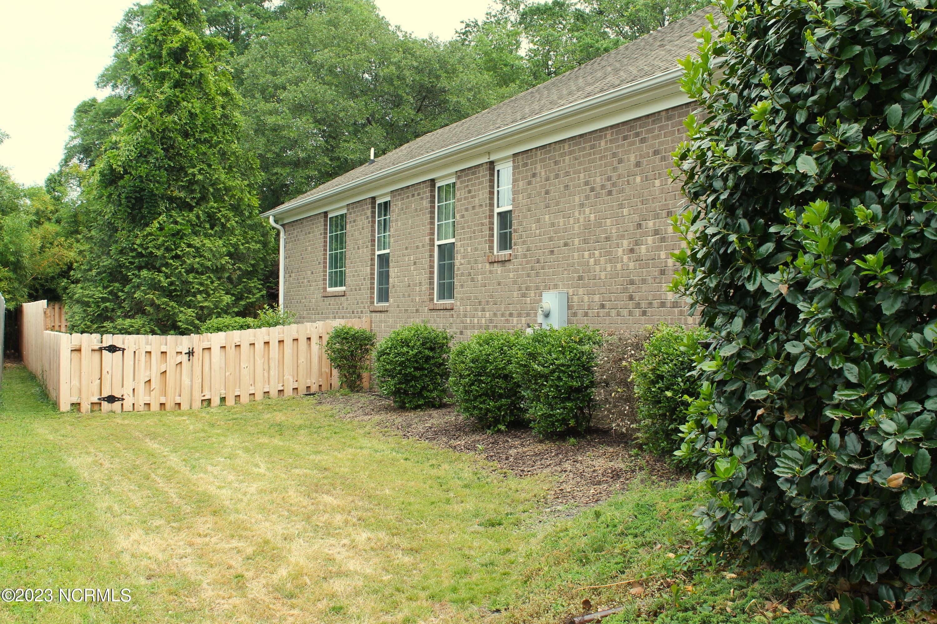 215 Kelly Road Pinehurst, NC 28374 - Photo 4 of 36 3