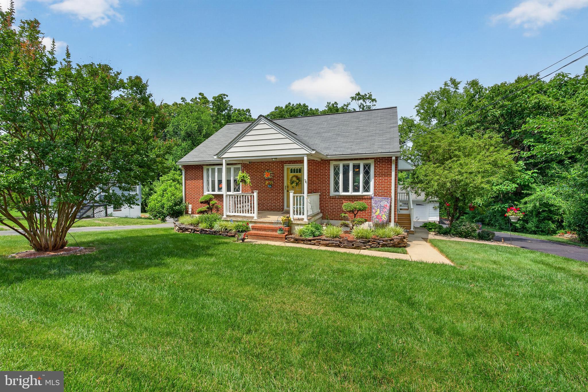 4914 Ridge Road Baltimore, MD 21237 - Photo 3 of 47