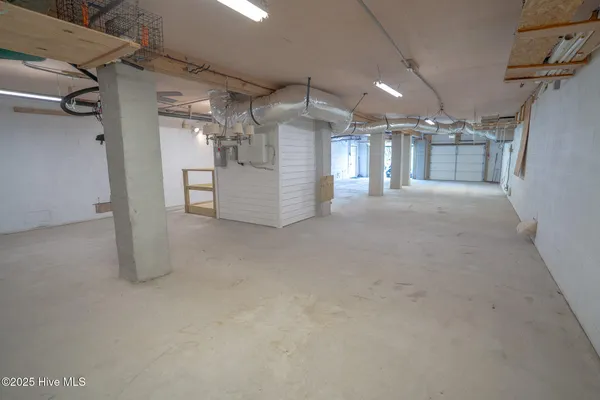 $899,000 | 101 Hamilton Lane, Hubert, NC 28539