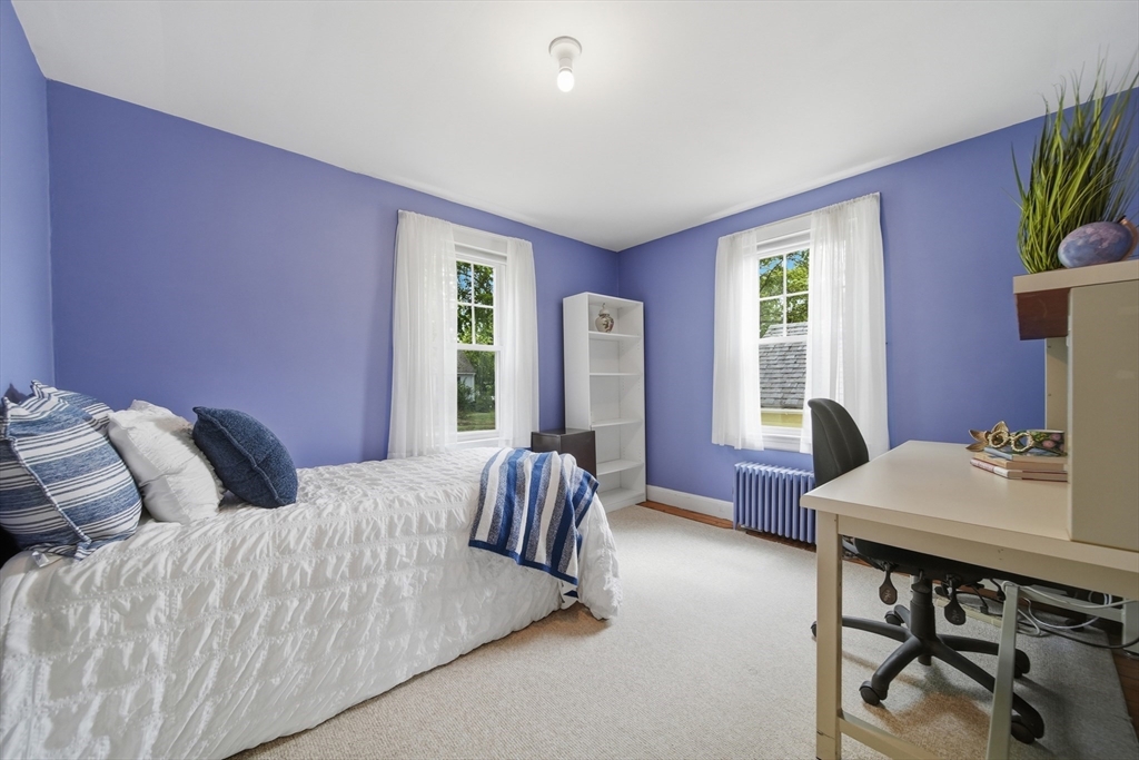 36 Holbrook Road North Andover, MA 01845 - Photo 19 of 32
