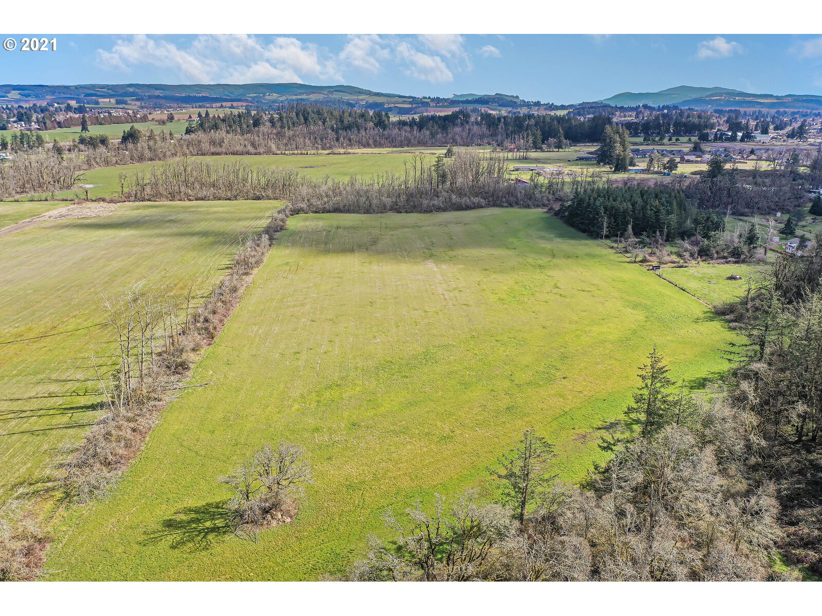 9474 Golf Club Road Southeast Aumsville, OR 97325 - Photo 21 of 32 Gallery Image 21