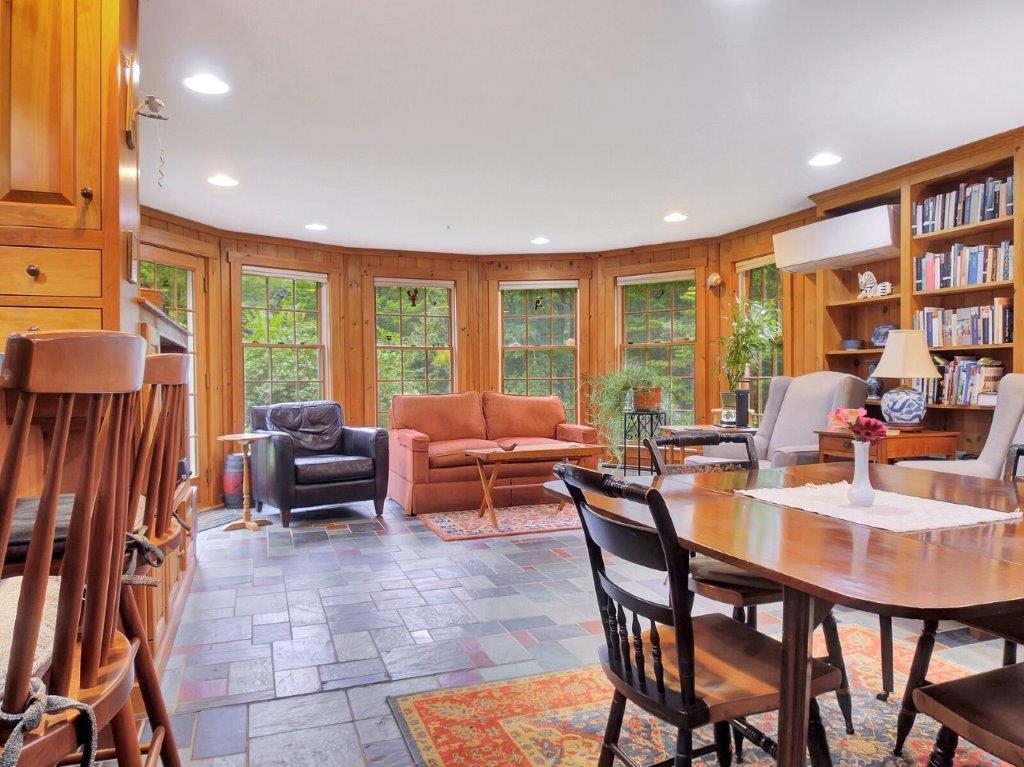 22 Vaughan Road Hallowell, ME 04347 - Photo 11 of 40 11