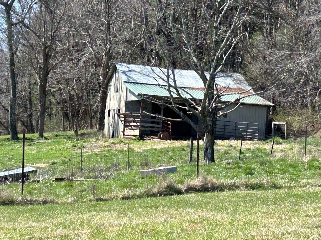 161 Allis Chalmer Road Rural Retreat, VA 24368 - Photo 30 of 37 Gallery Image 30