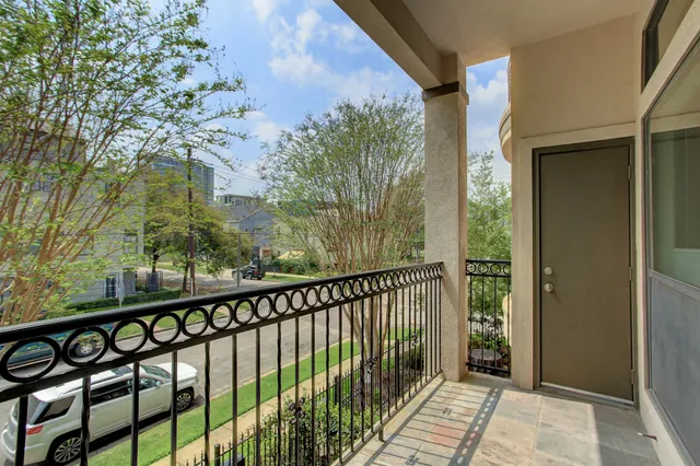$3,200 | 1403 Rosedale Street, Houston, TX 77004