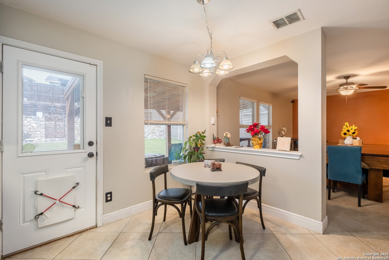 141 Briar Street Cibolo, TX 78108 - Photo 14 of 38