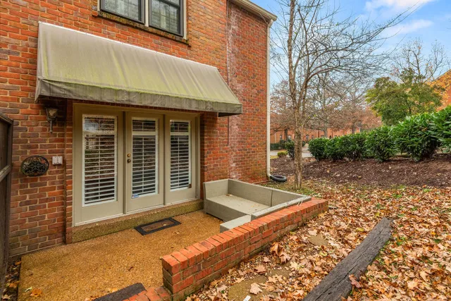 $2,400 | 201 Westchase Drive, Nashville, TN 37205
