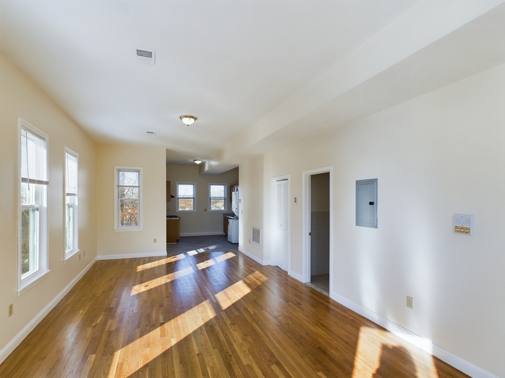 15 Norfolk Street, Unit 2 Boston, MA 02124 - Photo 2 of 14