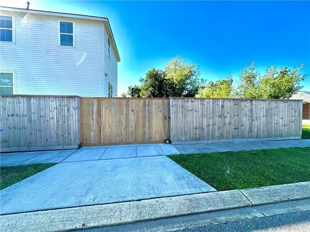 $364,000 | Undisclosed Address, New Orleans, LA 70122