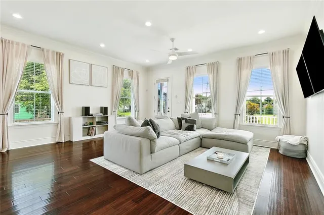 $364,000 | Undisclosed Address, New Orleans, LA 70122