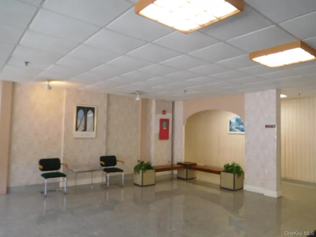 $103,900 | 377 North Broadway, Unit 601, Yonkers, NY 10701