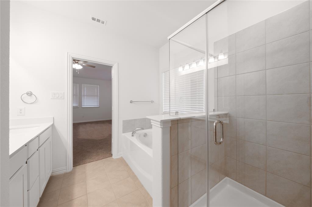 2619 Hawkins Street Anna, TX 75409 - Photo 15 of 36 Primary Bath