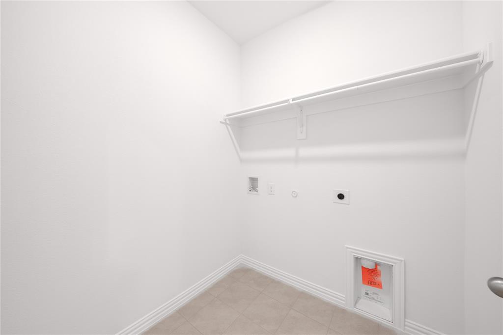 2619 Hawkins Street Anna, TX 75409 - Photo 24 of 36 Laundry