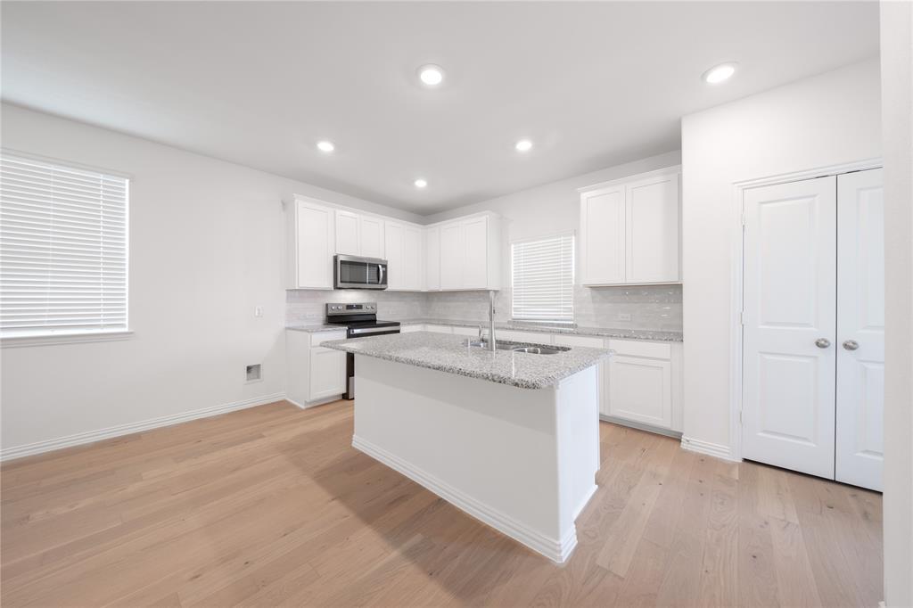 2619 Hawkins Street Anna, TX 75409 - Photo 3 of 36 Kitchen