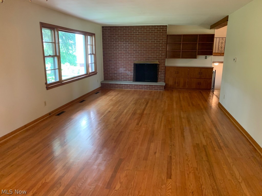 1067 Reese Road Fleming, OH 45729 - Photo 19 of 34 Living Room