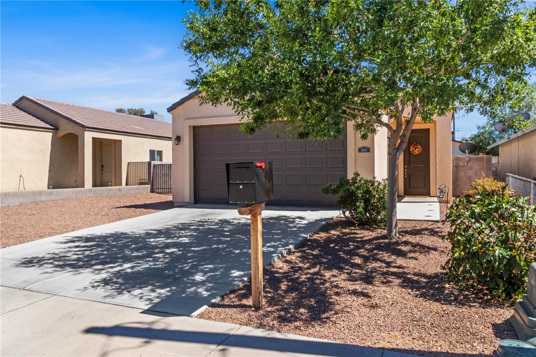 2644 Simms Avenue Kingman, AZ 86401 - Photo 5 of 40