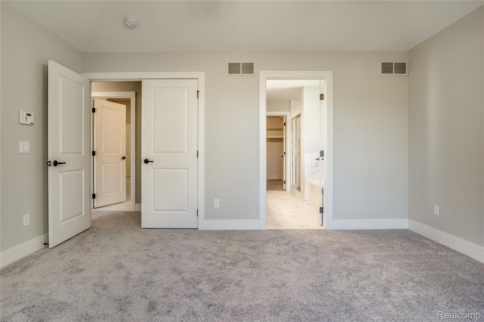 3909 Samuel Avenue Rochester, MI 48309 - Photo 23 of 35 Interiors (26 of 45).JPG