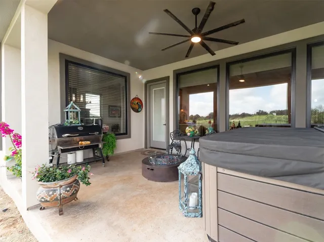 $695,000 | 505 John Price, Blanco, TX 78606