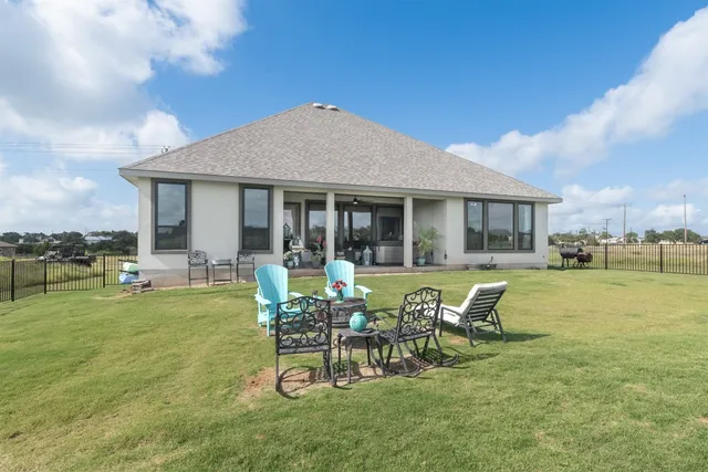 $695,000 | 505 John Price, Blanco, TX 78606
