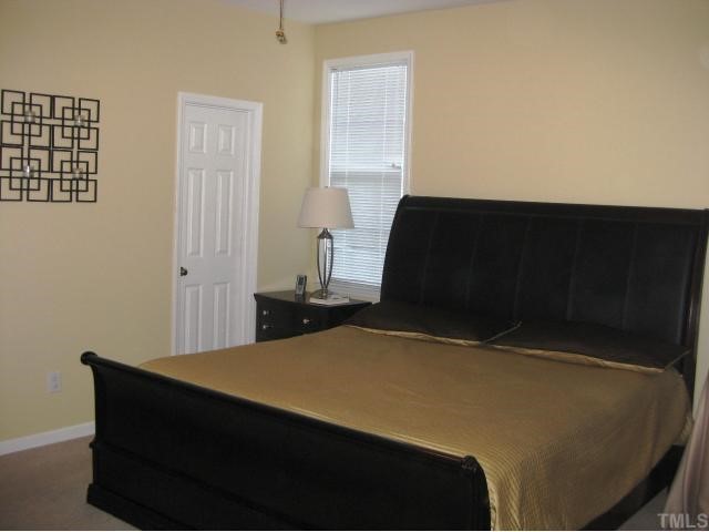 3208 Tabor Court Raleigh, NC 27604 - Photo 9 of 12 Gallery Image 9