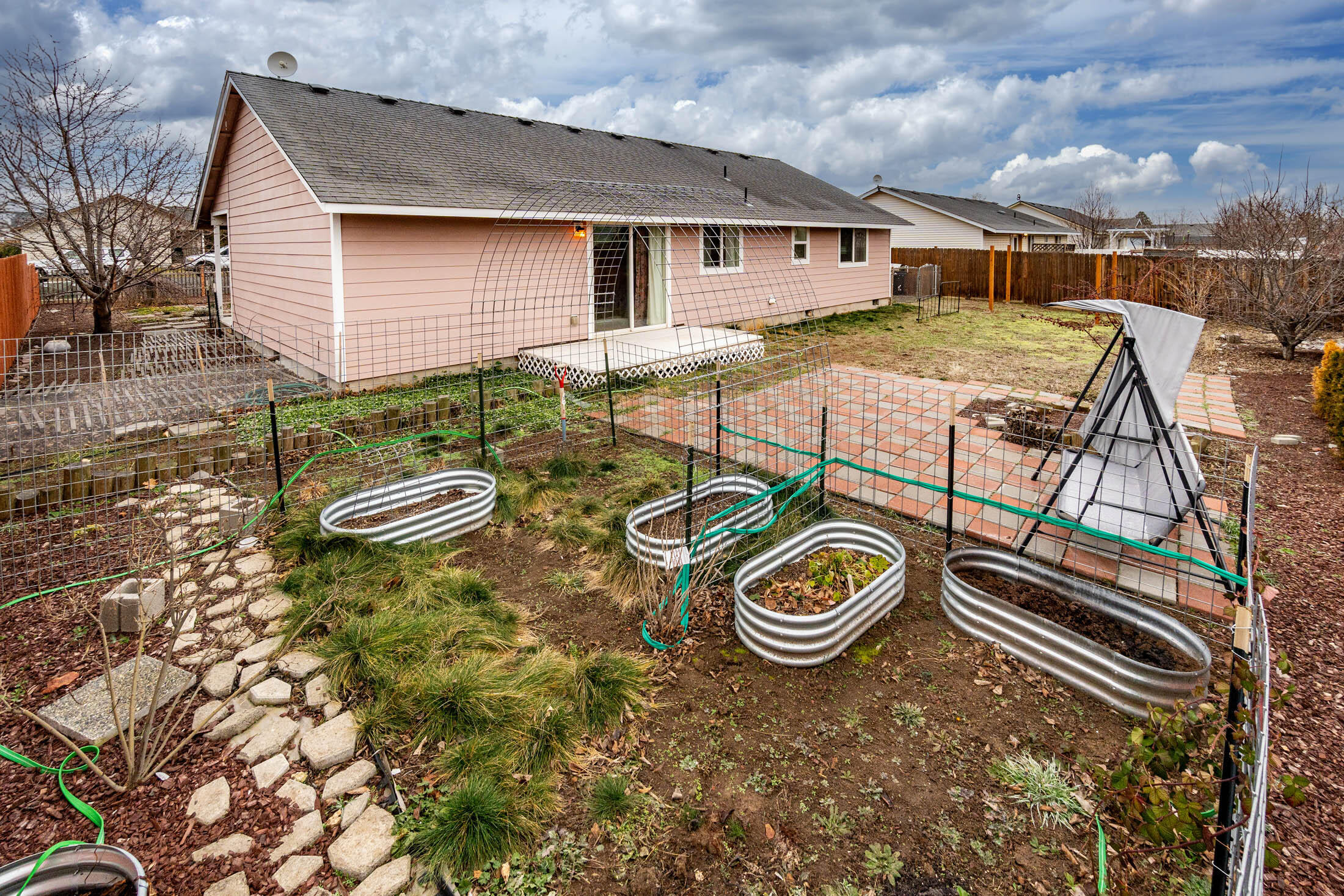 514 Scenic Loop Culver, OR 97734 - Photo 22 of 28 garden area in back yard