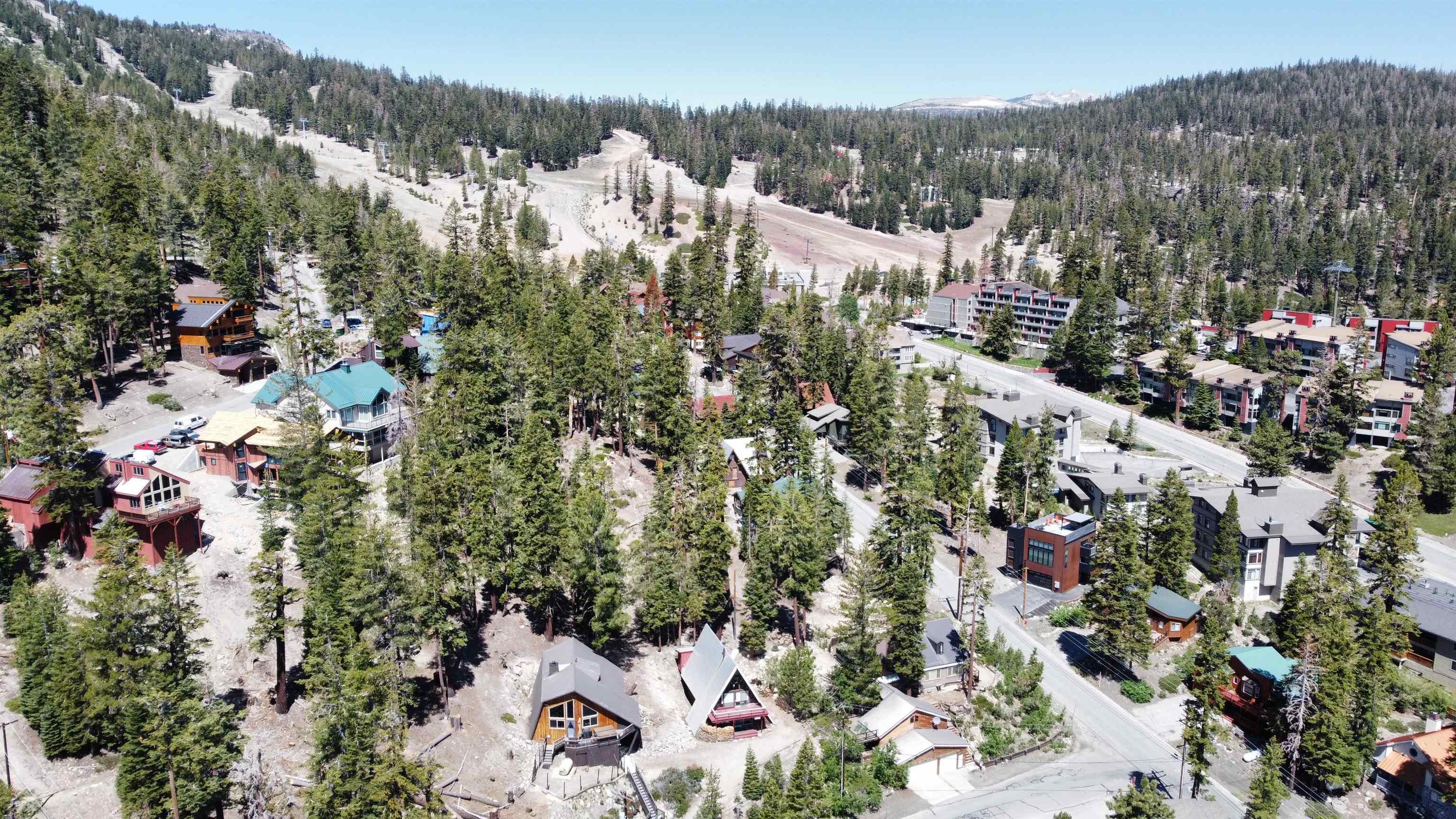 32 John Muir Road Mammoth Lakes, CA 93546 - Photo 38 of 42 a view of a city