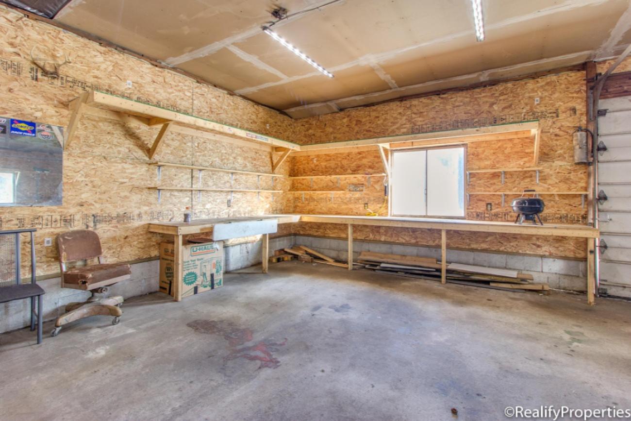 4230 Holton Road Muskegon, MI 49445 - Photo 59 of 65 IMG_0163