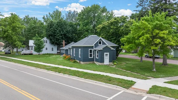 $120,000 | 37 Rowland Street, Tracy, MN 56175