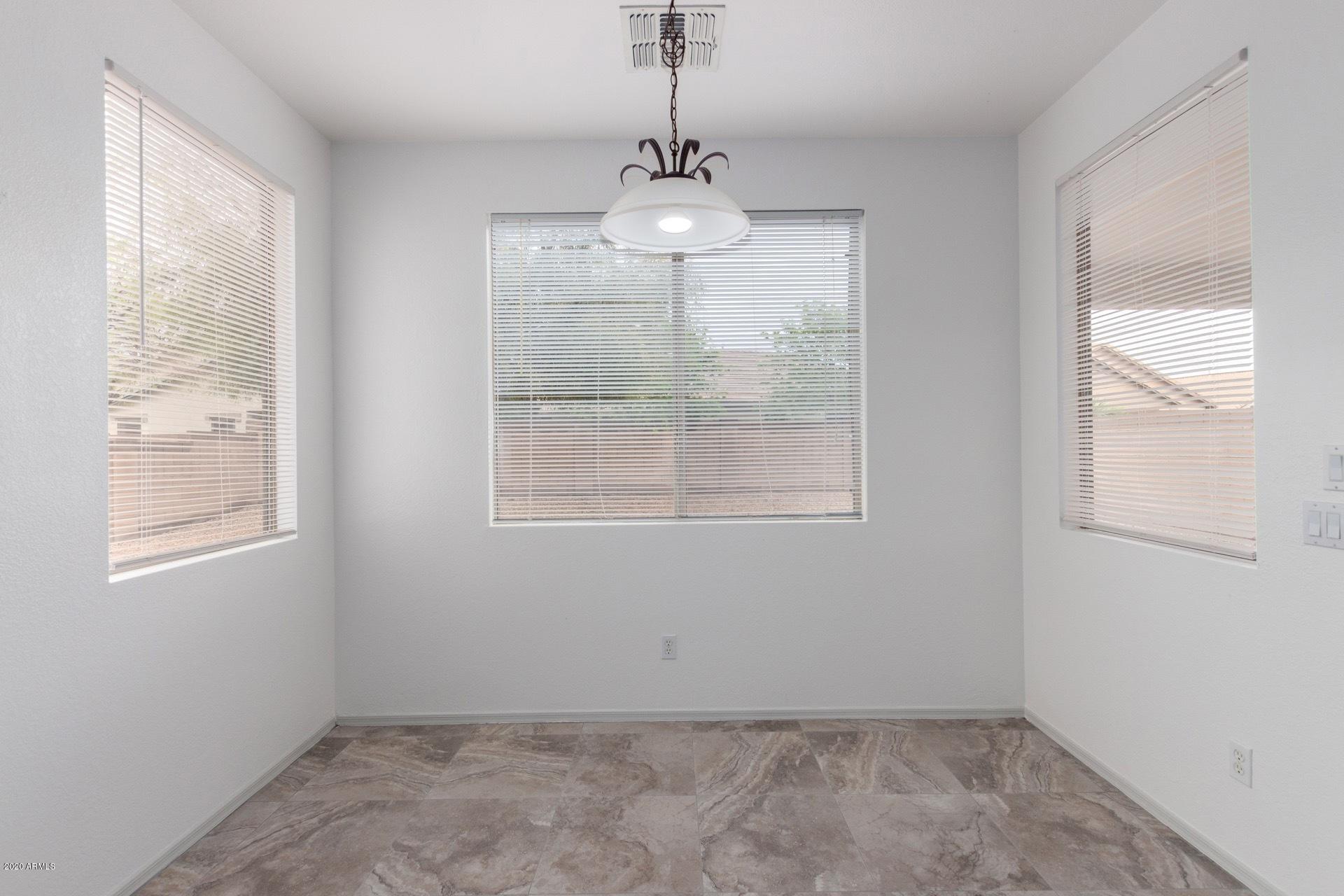 4271 South Splendor Place Gilbert, AZ 85297 - Photo 8 of 29 0013-Splendor 14