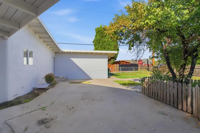 $389,000 | 2240 Olive Street, Selma, CA 93662