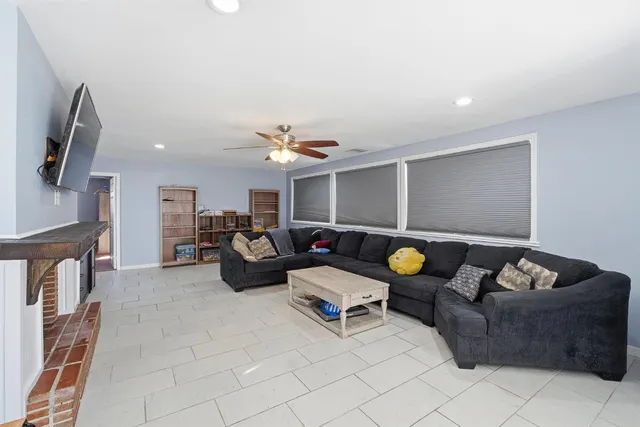 $389,000 | 2240 Olive Street, Selma, CA 93662